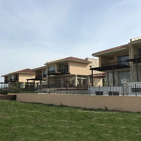 Coral Luxury Villas * Лозенец