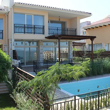 Coral Luxury Villas Луксозна вила Лозенец