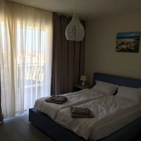 Coral Luxury Villas Лозенец